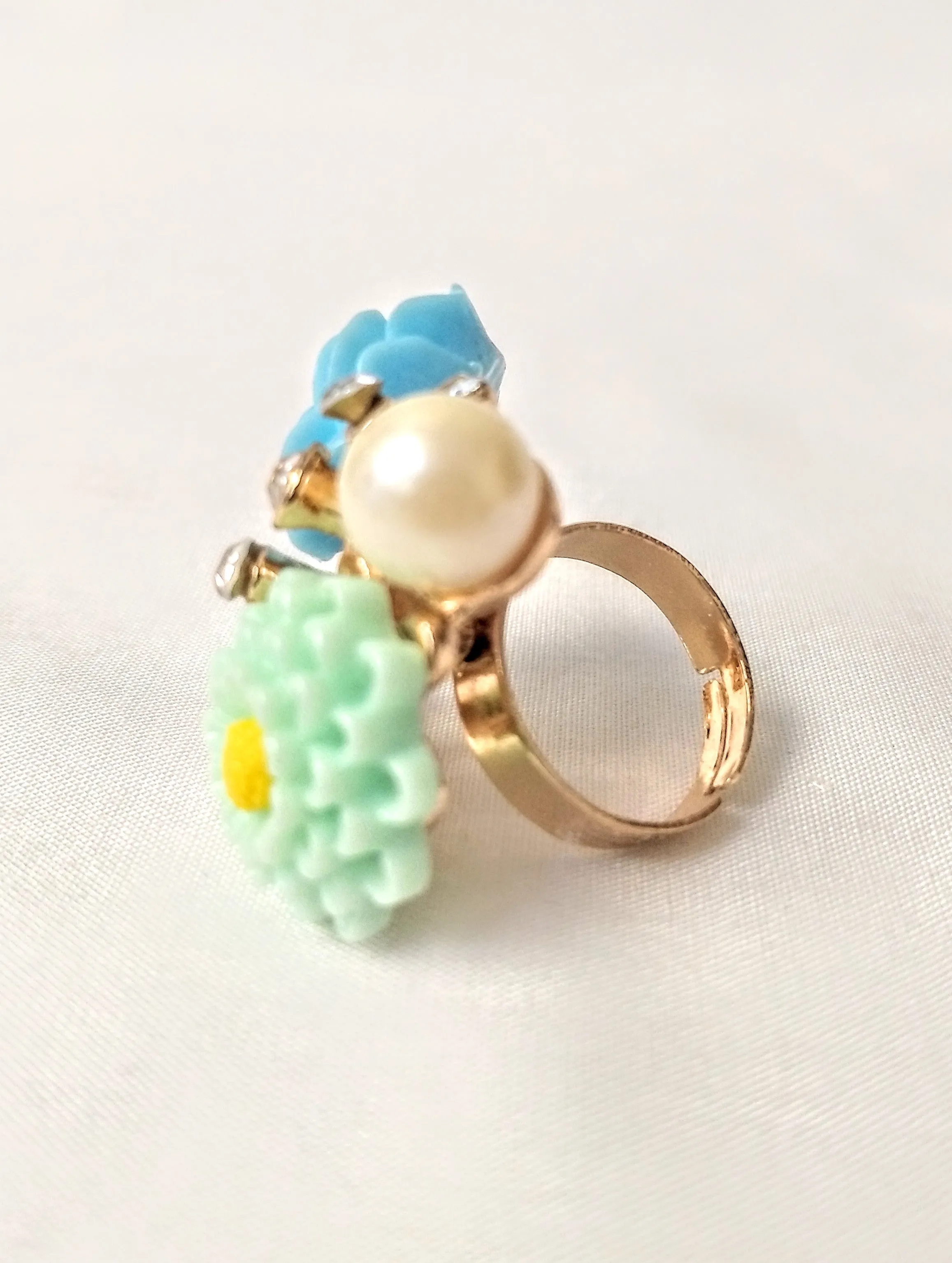 Blue & Light Green Elegant Ring For Women