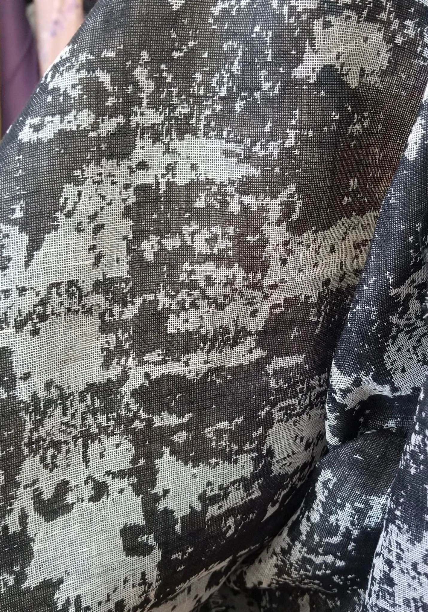 End of BOlt: 1.5 yards of Designer Deadstock Linen Grunge Double Gauze Jacquard Black and Gray Woven- remnant