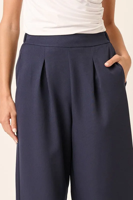 Inverted Pleat Wide Leg Pant