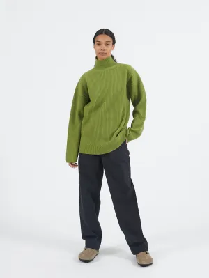 Ribbed Mockneck in Grass