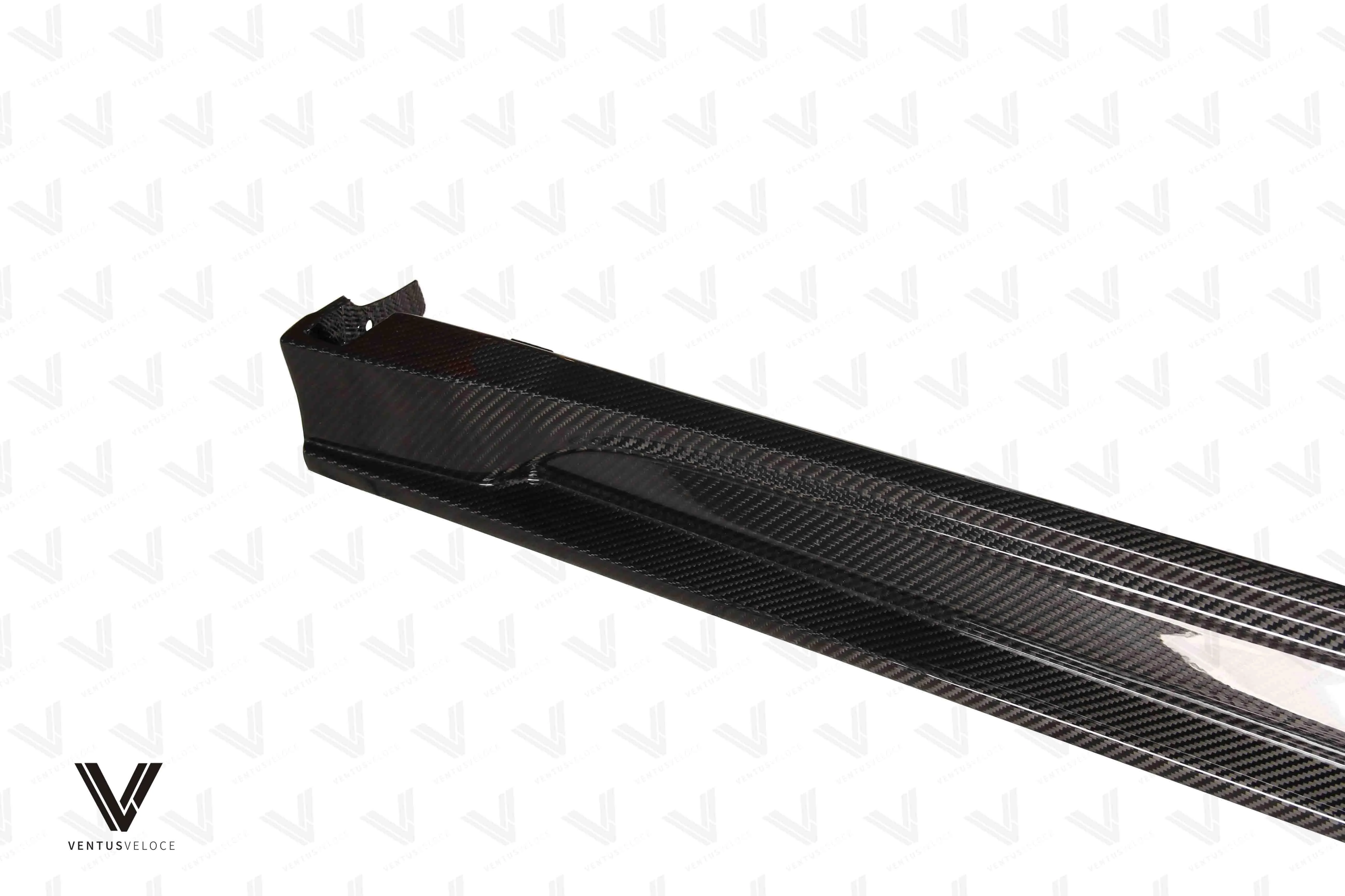 Ventus Veloce Side Skirts for Tesla Model Y/P 2020-ON Pre-preg Carbon Fiber